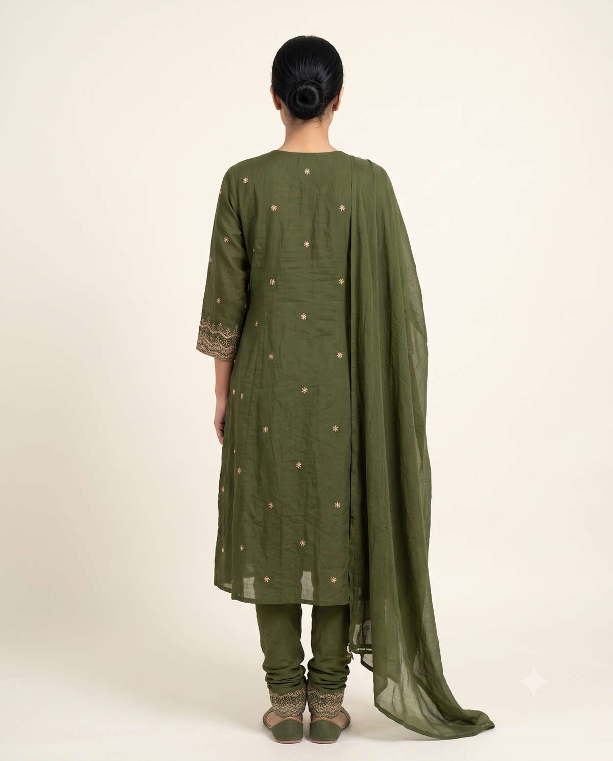 Women's Olive Green Crushed Organza Embroidered Kurta Set with Dupatta